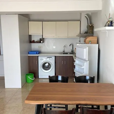 Lazur Sea View, Свети Влас